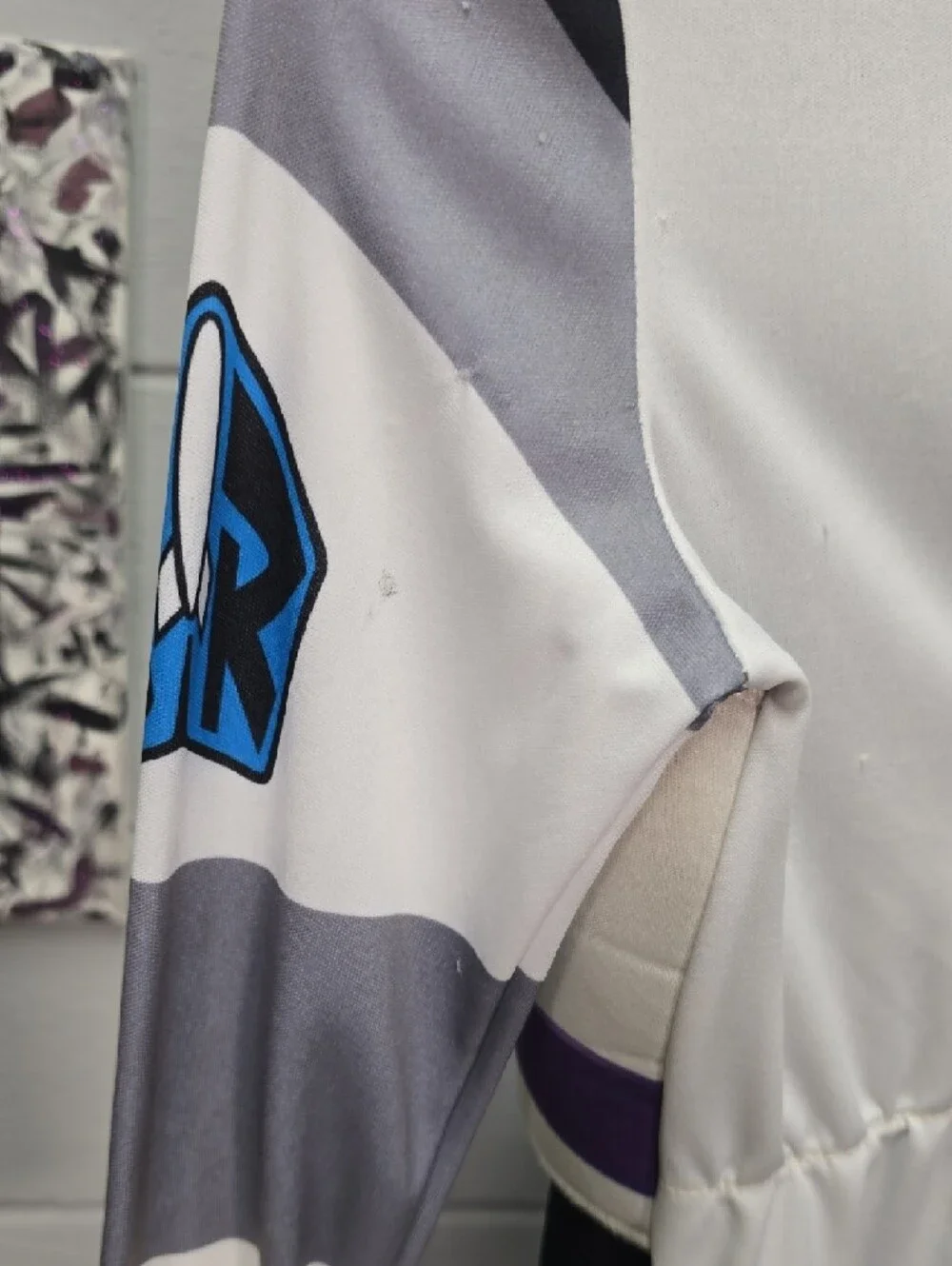 Buzz Lightyear Kids Costume - White & Green Space Ranger Suit - Picture 7 of 14